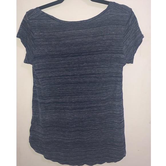 J.O&CO Blue Hi-Lo Tshirt Size Large (flaw) - Picture 2 of 5